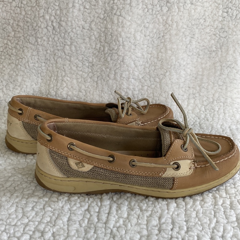 Sperry Topsider women’s side 8M